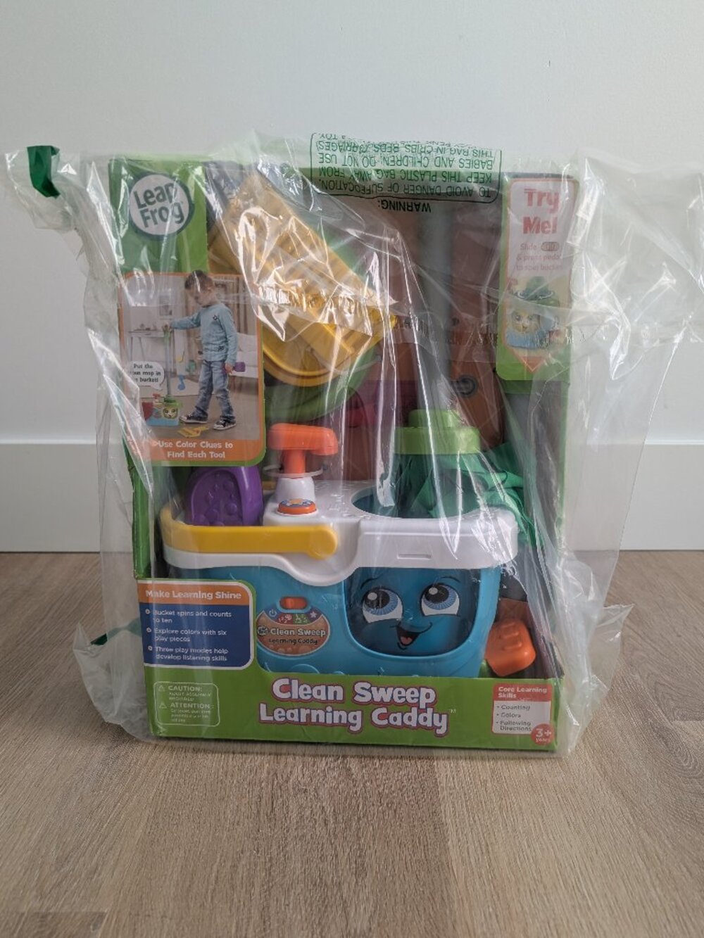 NWT - LeapFrog Clean Sweep Learning Caddy